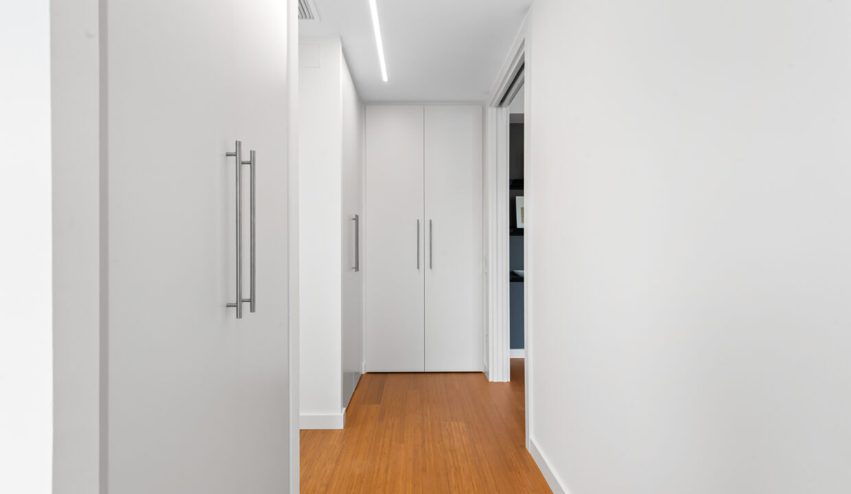 5.dorm-suite-1 (vestidor)